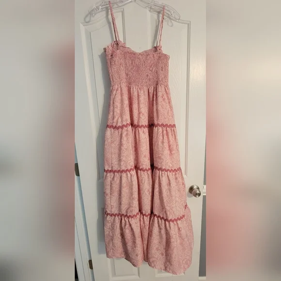 Entro Boutique Pink Flower Strappy Maxi Dress - Picture 2 of 6